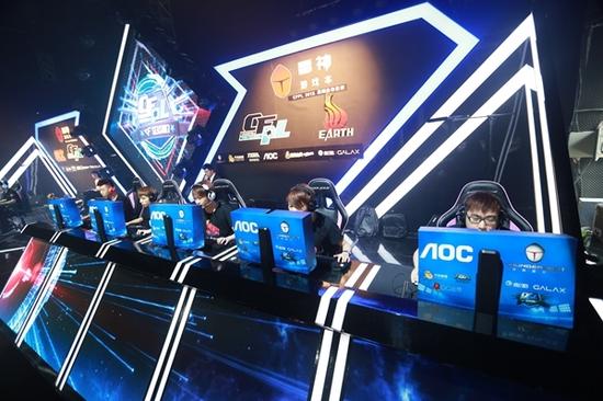 于在比赛中 于在比赛中