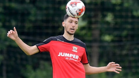 更令人震惊 更令人震惊