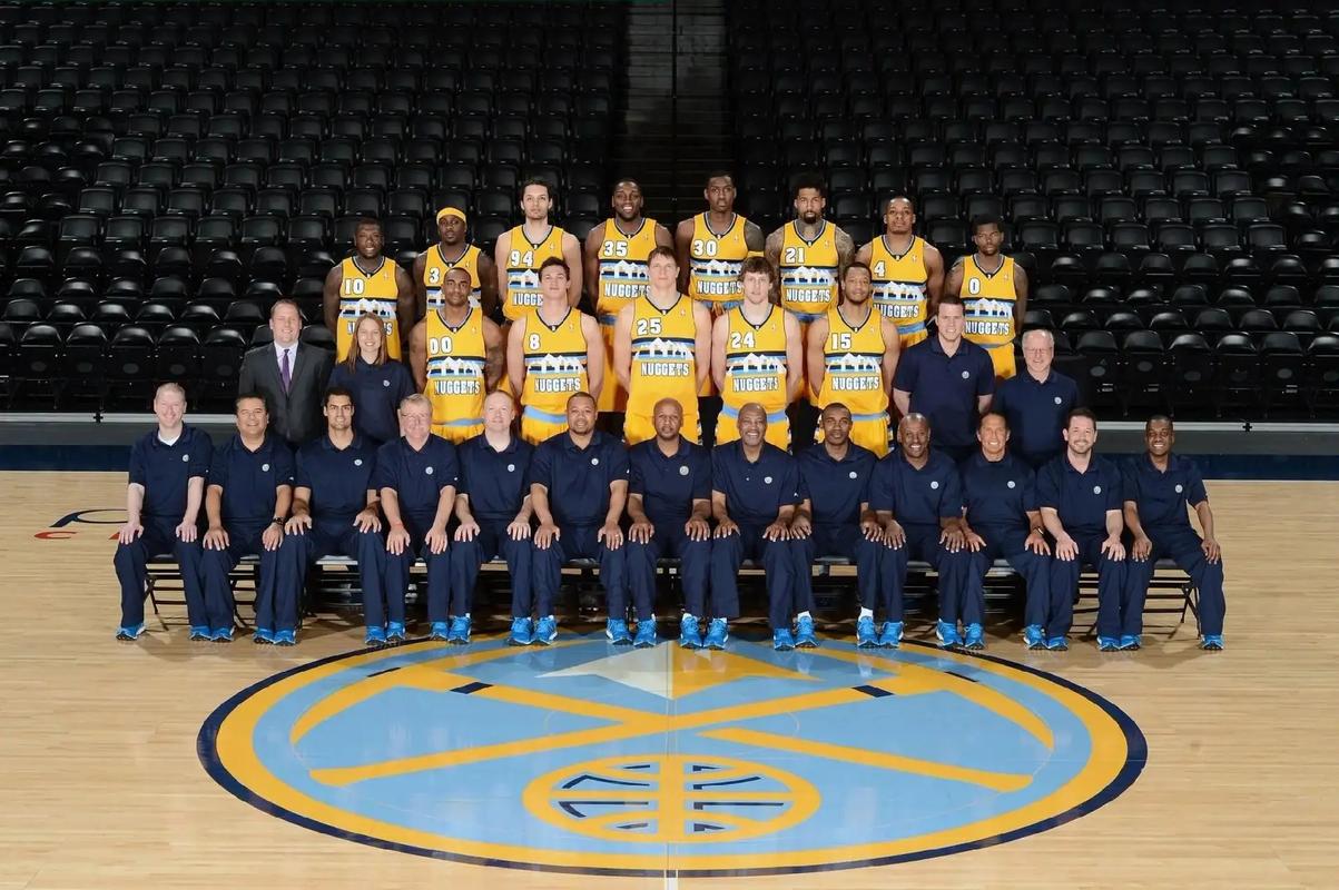 第三个出局 第三个出局