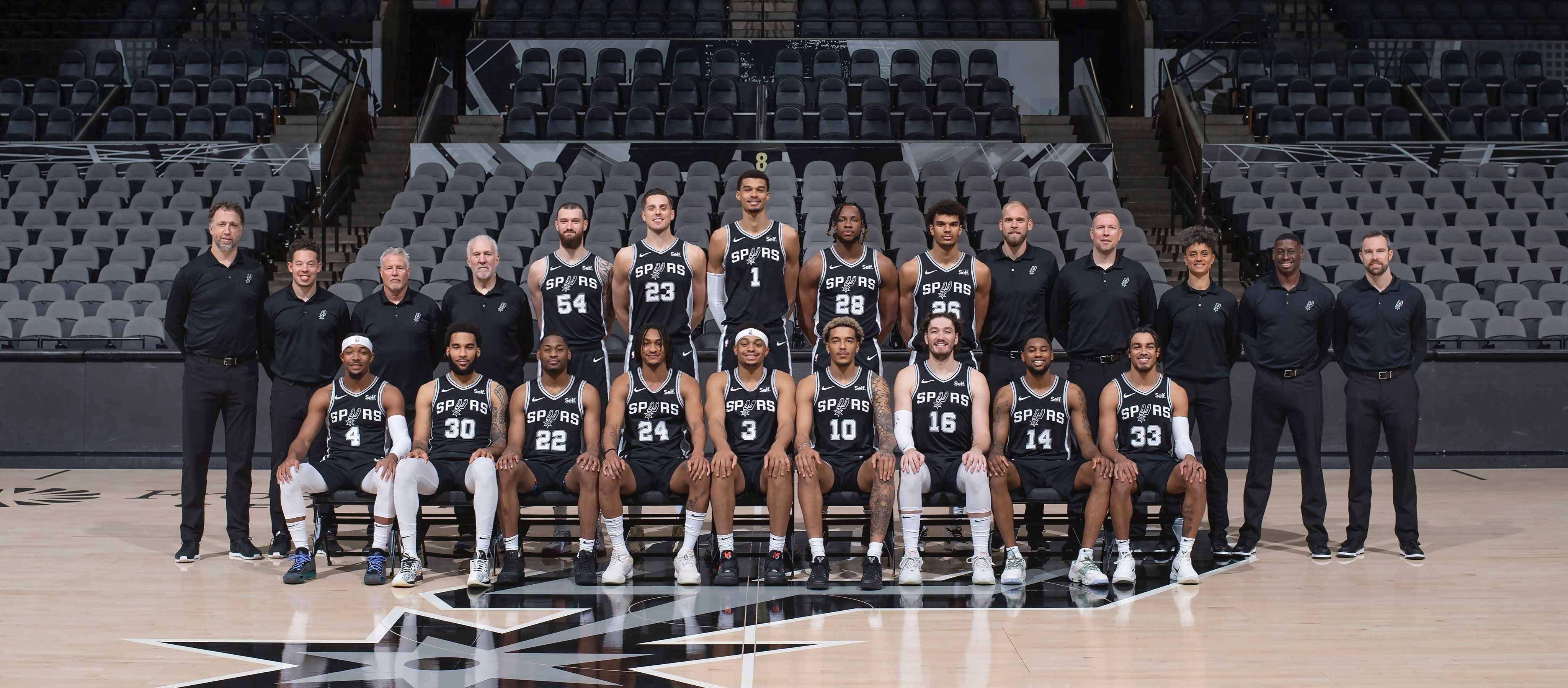 在6人桌提 在6人桌提