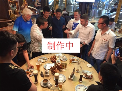 般跃过外野